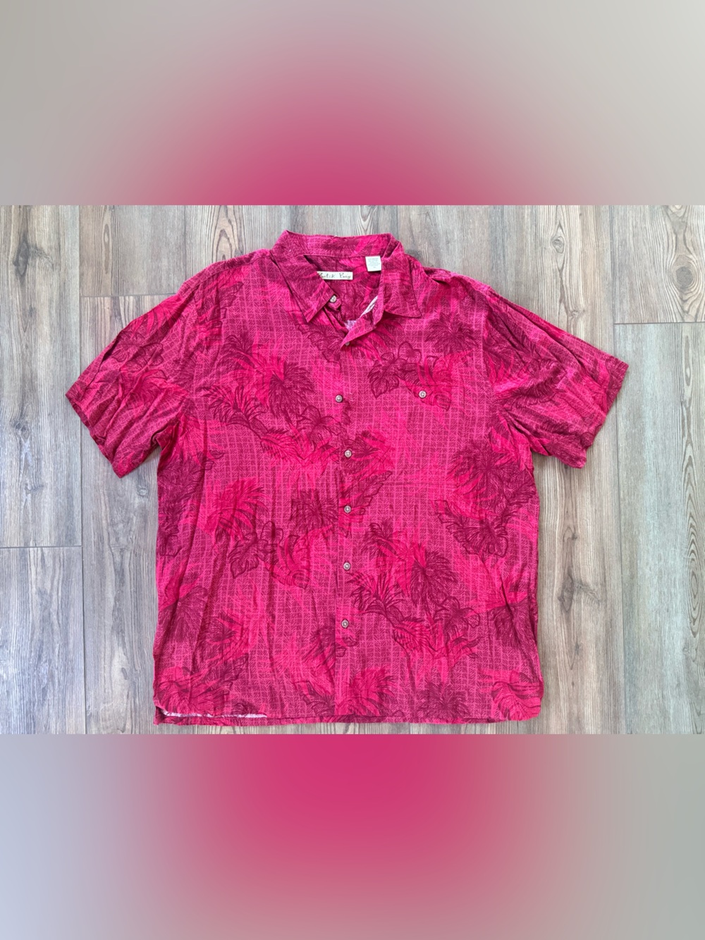 Men's Short-Sleeve Hawaiian Shirt in Bright Burgundy size XL